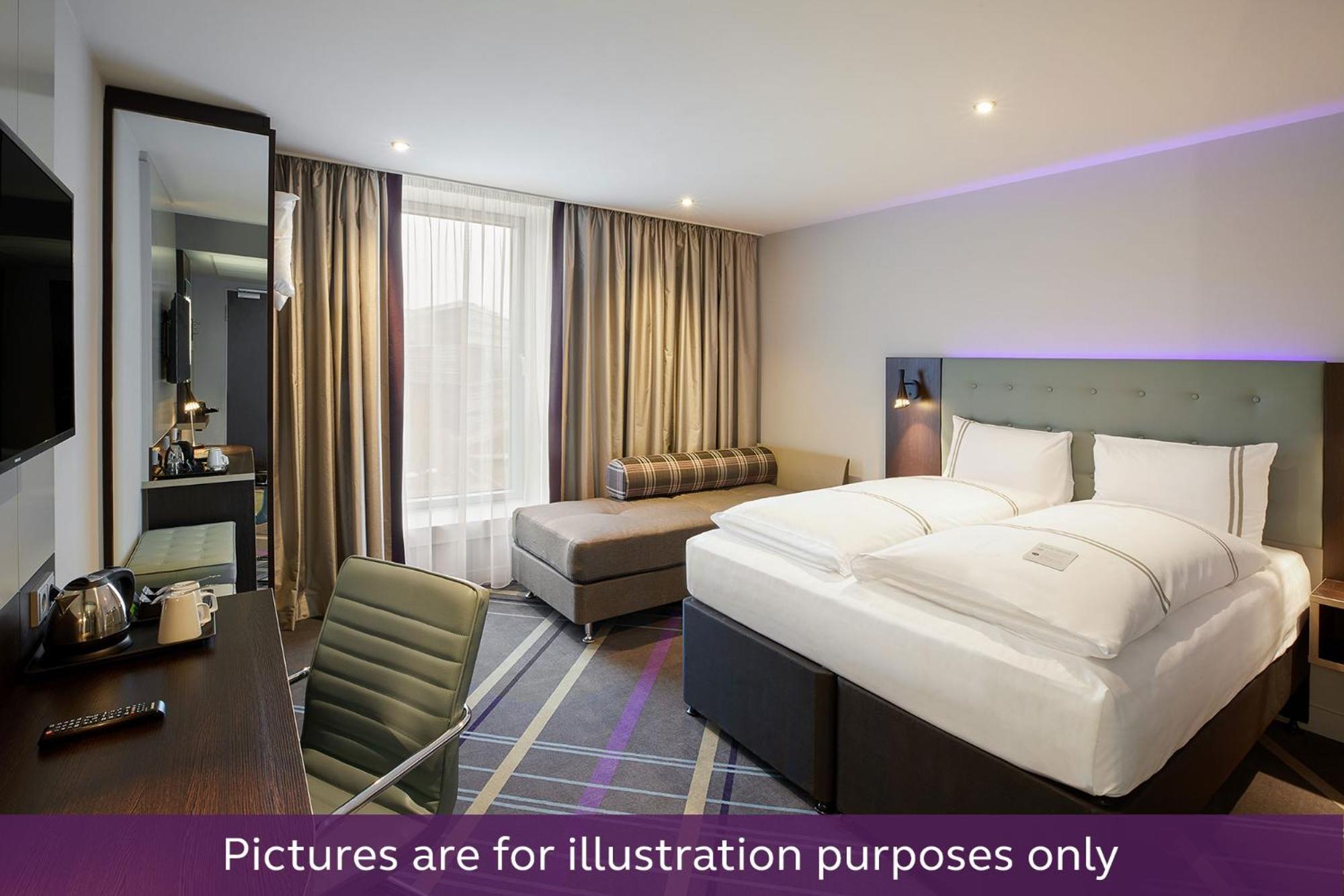 Premier Inn Luebeck City Centre Zewnętrze zdjęcie